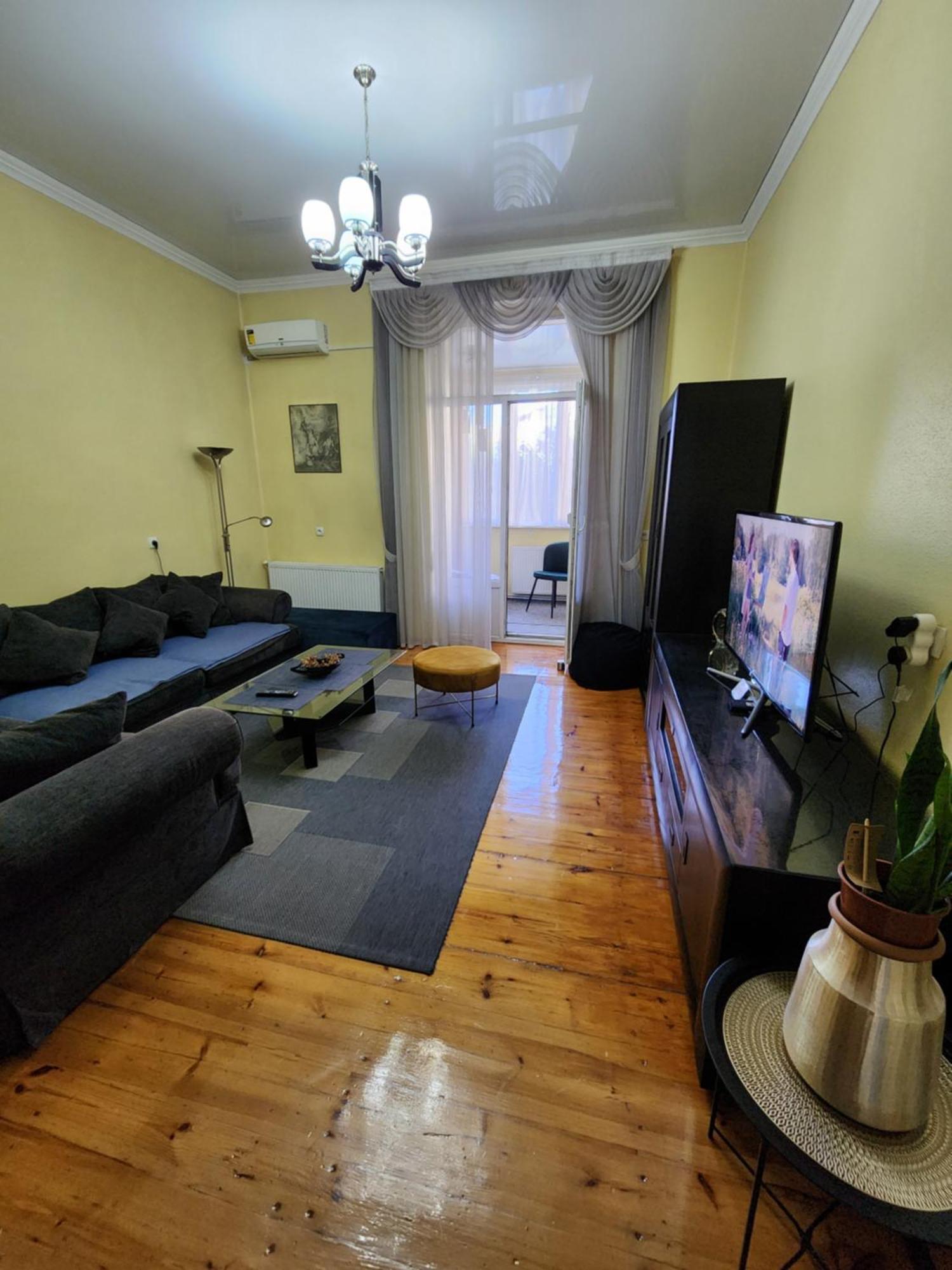 Riverside Baratashvili Apartment Tbilisi Exterior photo